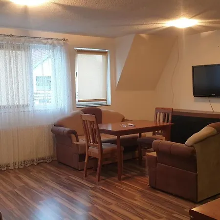 River Apartment *